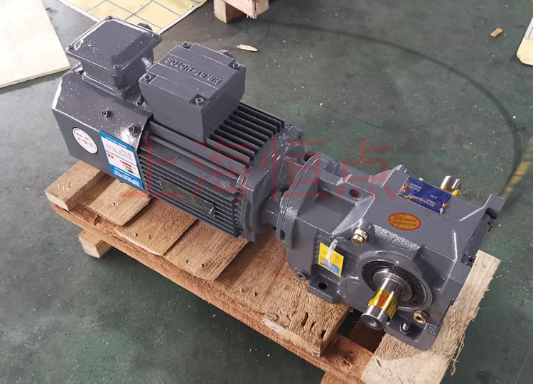 K37系列減速機輸入配變頻電機，輸出雙軸A+B 實物照片