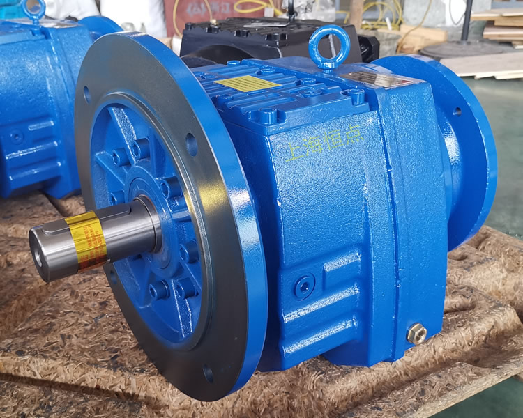 RF87減速機，輸入配法蘭B5端蓋，立式法蘭輸出，實物照片